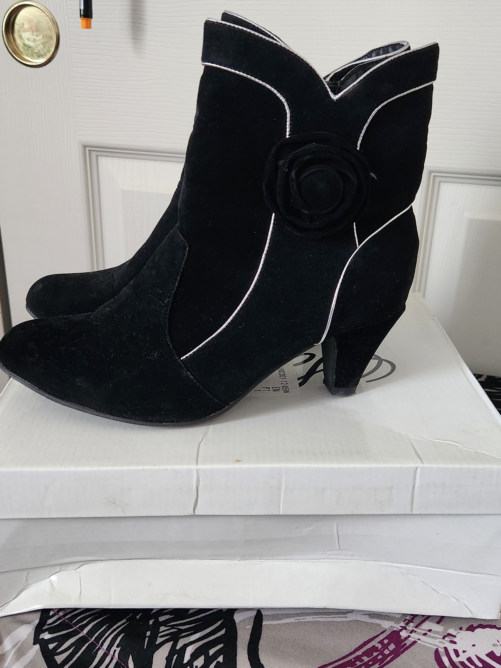 Women's Black Suede Ankle Boots with Contrast Piping